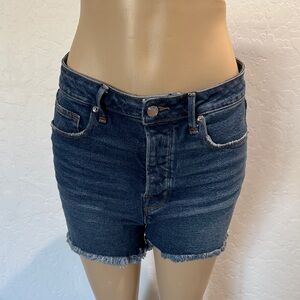 Good American Bombshell Denim shorts sz 6/28